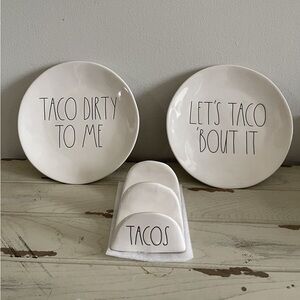 Rae Dunn Taco Plates and Holder Set
